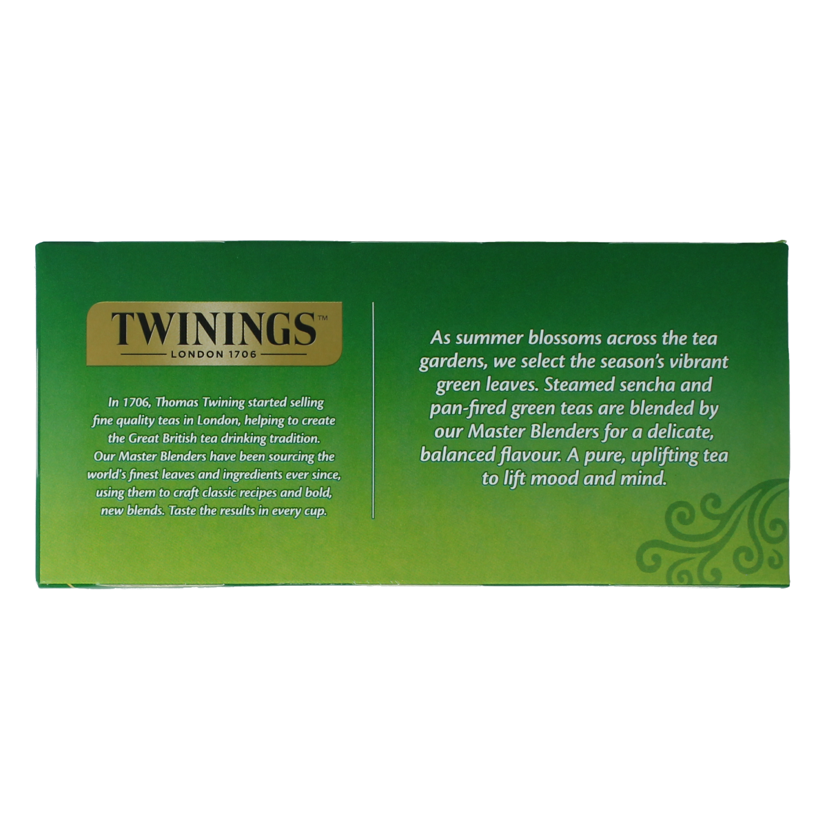 Twinings Pure groene thee in a box with 25 tea bags, showcasing fresh green tea leaves and packaging.