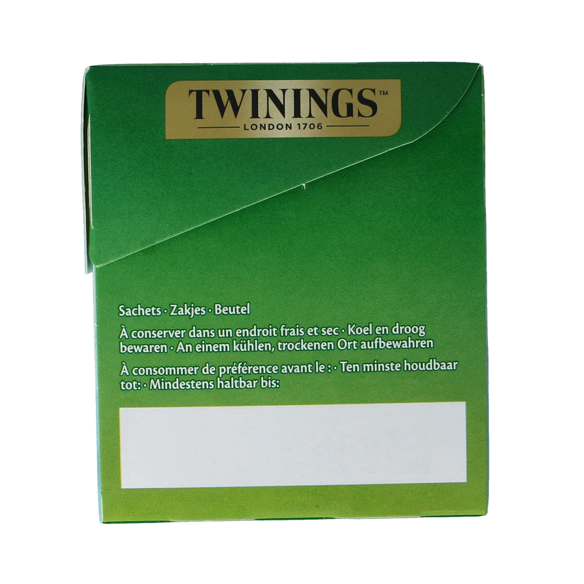 Twinings Pepermunt tea bags in a box, showcasing fresh mint tea leaves and packaging for Twinings herbal tea.
