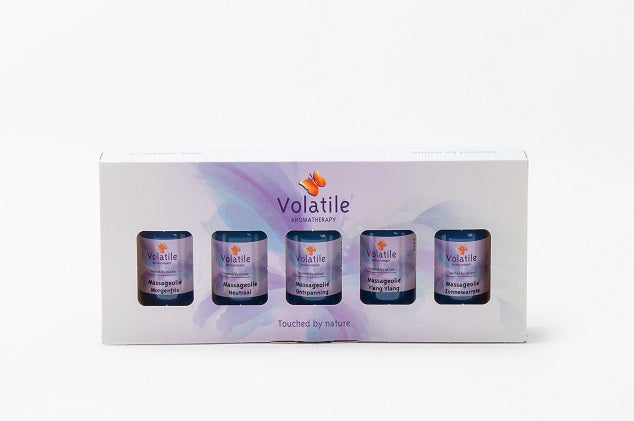 Set of five Volatile Cadeauverpakking massage oils in 30ml bottles, ideal for body care and relaxation.