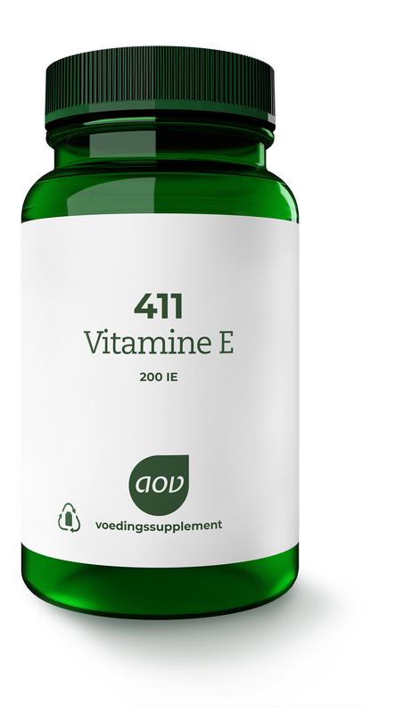 AOV Vitamine E 200IE capsules, 90-count, showing the bottle with capsules inside and product label in natural setting