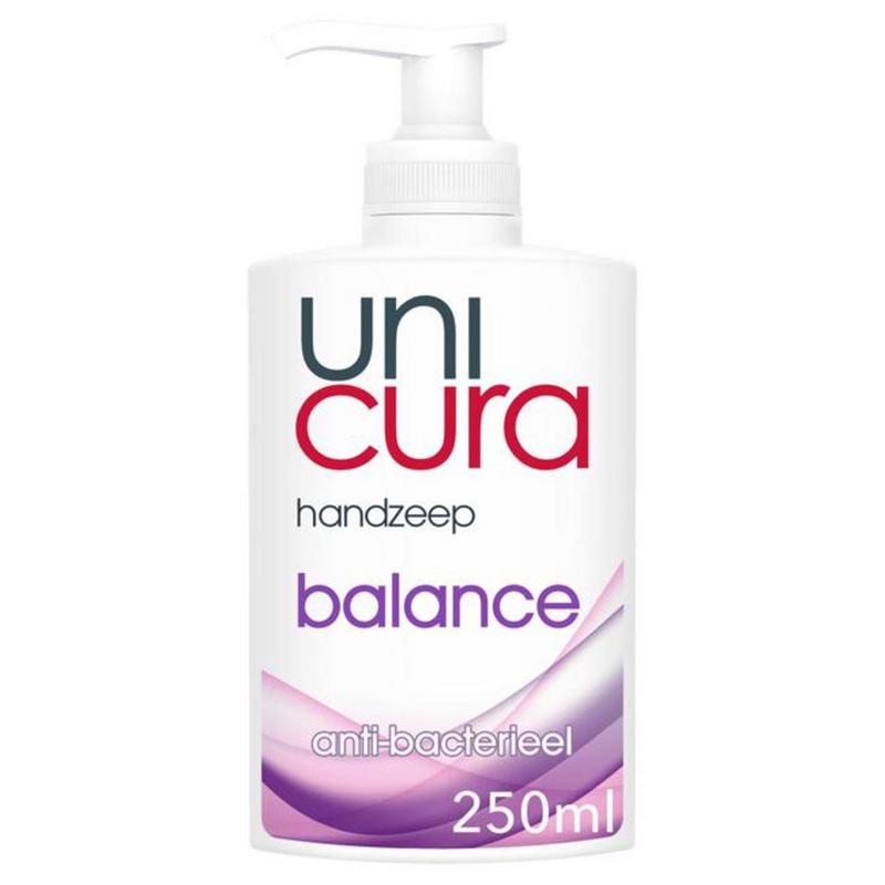 Unicura Handzeep Balance hand soap bottle, 250ml, for gentle hand care and hygiene.