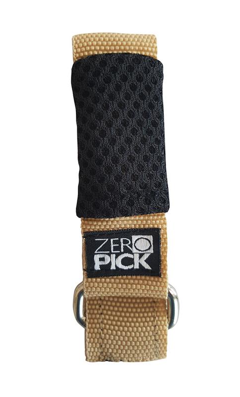Beige Zeropick Armband size L with citronella diffuser for bug protection, used for preventing bites and stings.