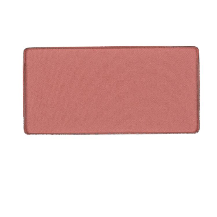 Benecos Natural Beauty refill blush in Magnolia, 3 grams, showing the compact with soft pink shade and natural makeup look.