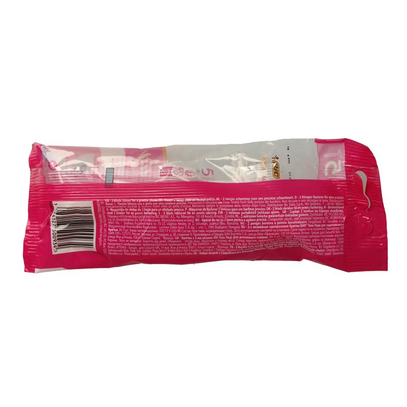 BIC Lady twin pouch shaving blades, 5-pack, for women’s razors, detailed view of the packaged twin blades.