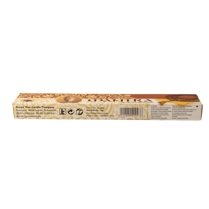 Green Tree Wierookstokjes mantra incense sticks in a 15-gram package, displayed with green packaging and wooden sticks.