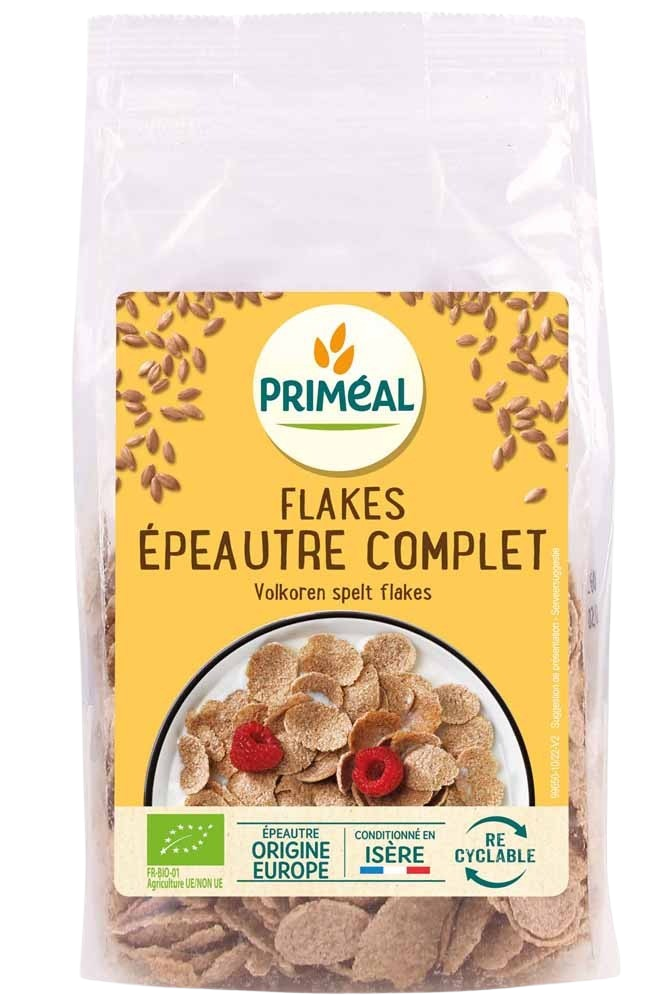 Primeal organic whole spelt flakes in 200g package, displayed in a natural setting for healthy pasta and rice options.