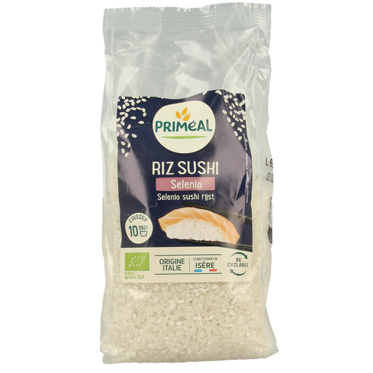 Primeal organic sushi rice, 500 grams, in a clear package, showing the short-grain rice suitable for sushi preparation.