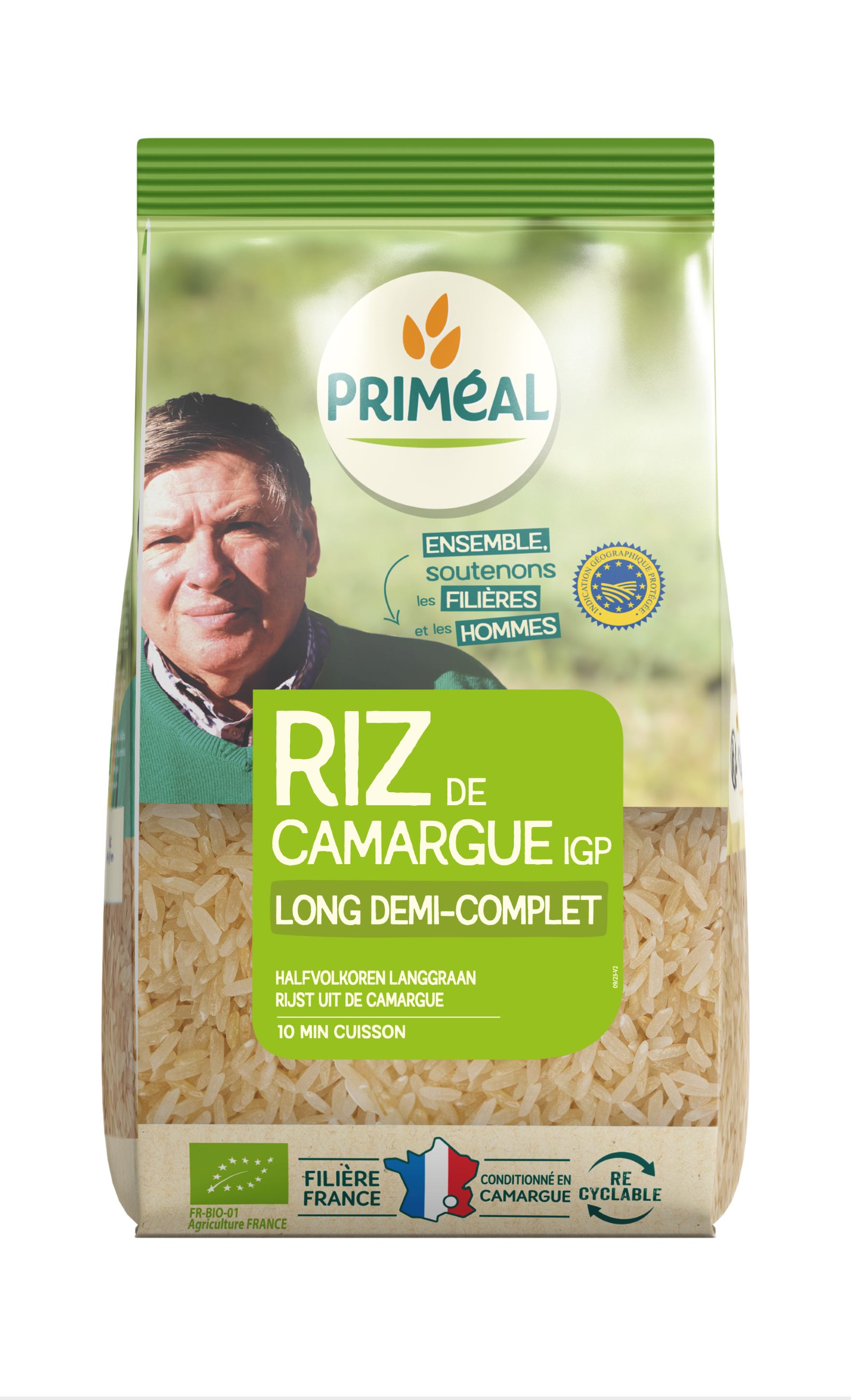 Primeal bio halfvolkoren langgraan Camargue rice in a 1kg package, whole grain rice with natural grains and organic packaging.