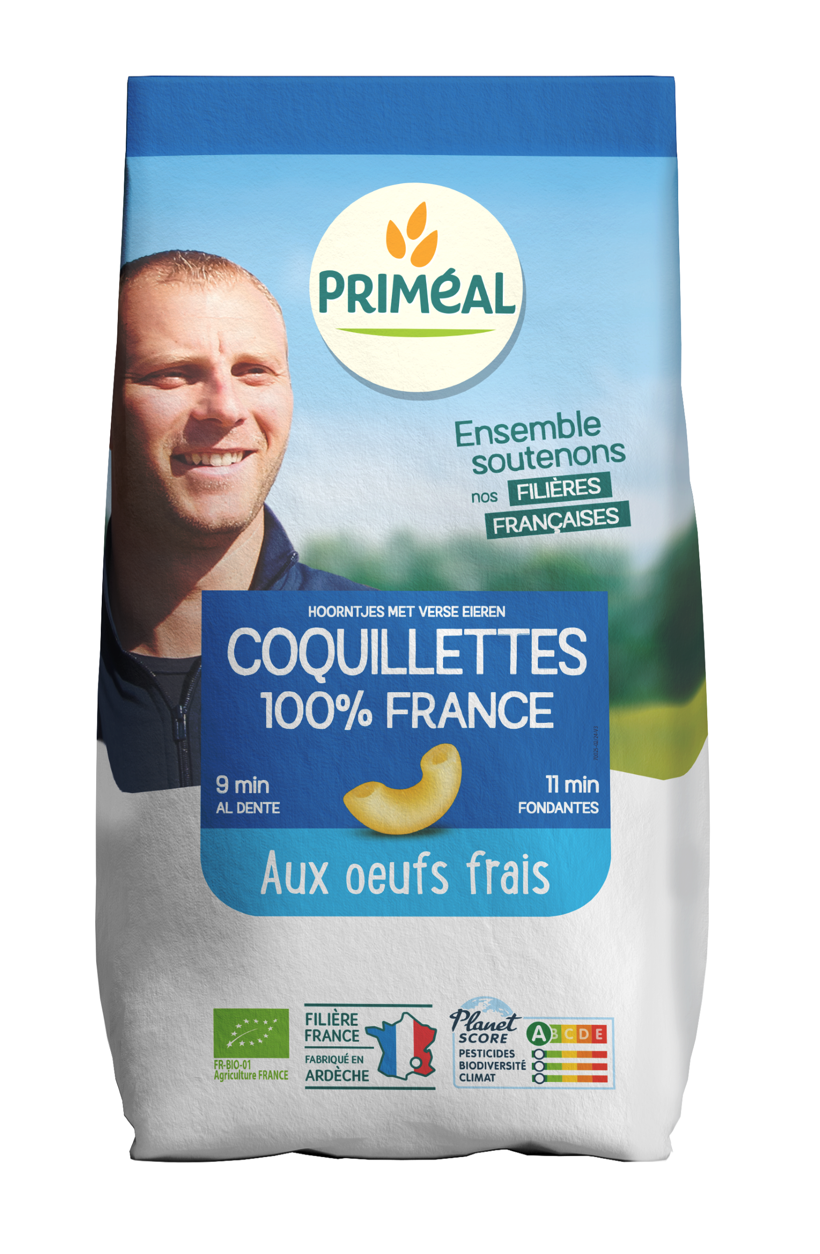 Primeal organic macaroni pasta with fresh eggs, 500 grams, showing uncooked pasta on a white background.