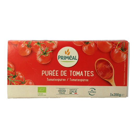 Primeal organic tomato passata in 200g jars, three-pack, for sauces and flavoring, shown in clear glass jars with fresh tomatoes.
