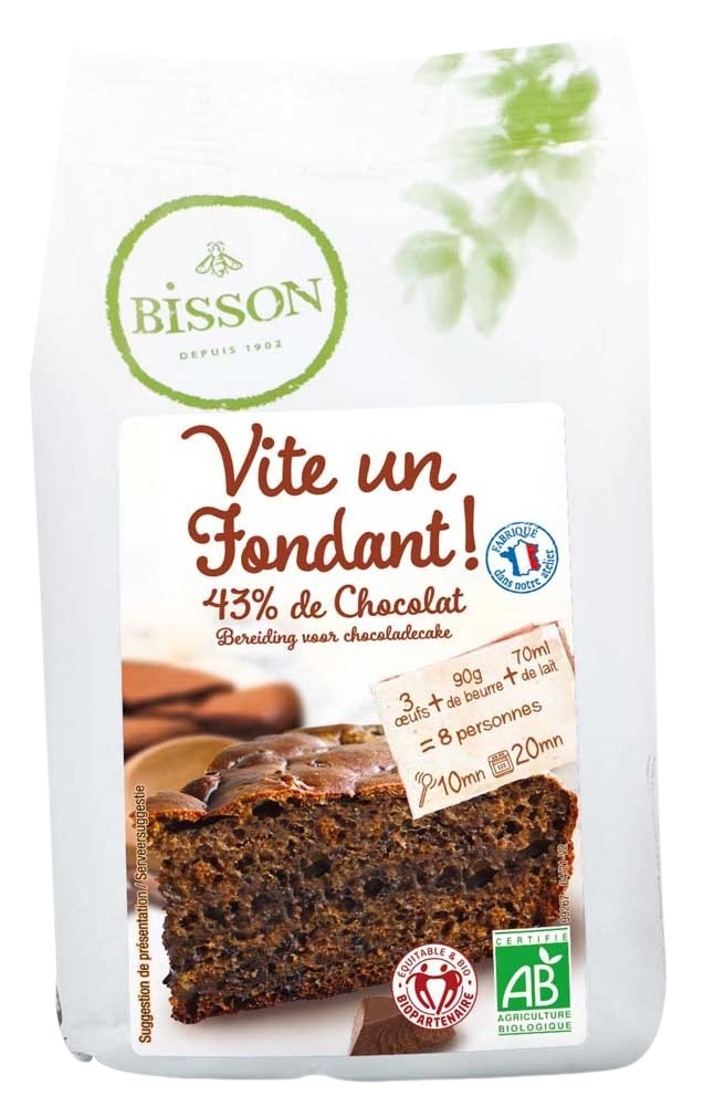 Bisson organic chocolate cake baking mix 300g, packaged in a white bag with chocolate cake images and branding.