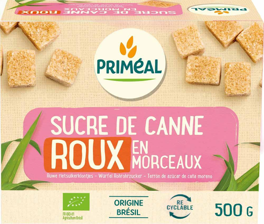 Primeal brown cane sugar lumps in 500g pack, natural sweetener for baking and beverages, featuring brown cane sugar clumps.