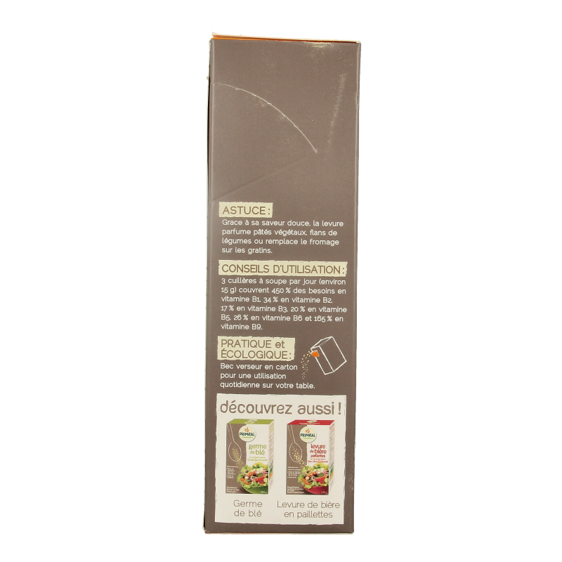 Primeal Milde gistvlokken, 150g, raw superfood flakes with a natural appearance, shown in the image.