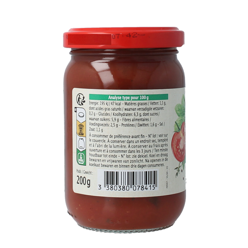Primeal Provencal-style organic tomato sauce in a 200g jar, ideal for flavorful Mediterranean dishes.