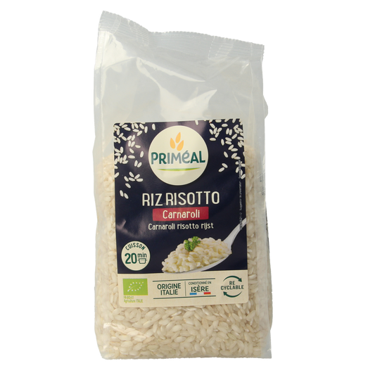 Primeal organic Witte Carnaroli rice in 500g package, showing white rice grains in a clear bag.