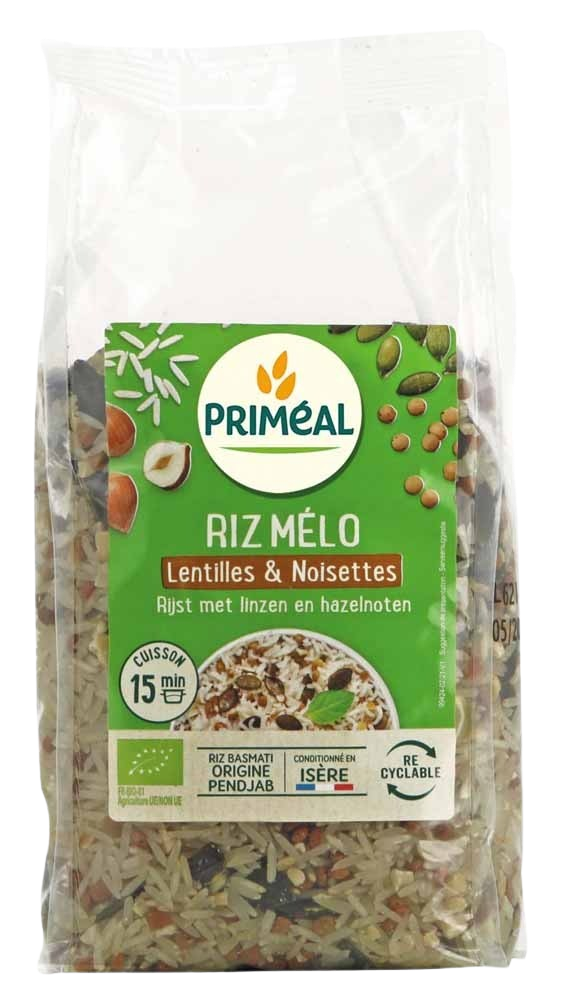 Primeal bio rice, lentils, and hazelnuts mix in 500g package, package of pasta and rice blend with visible rice, lentils, and hazelnuts