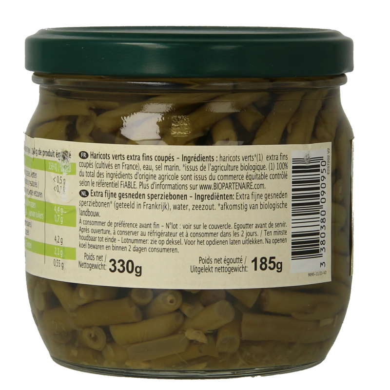 Primeal organic green beans (haricots verts) in a 330g package, fresh and thin, ideal for healthy vegetable dishes.