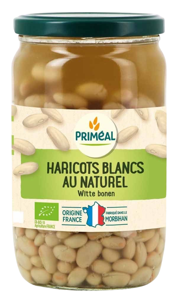 Primeal organic white beans from France in a 660g package, showcasing fresh, plump beans in a clear container.
