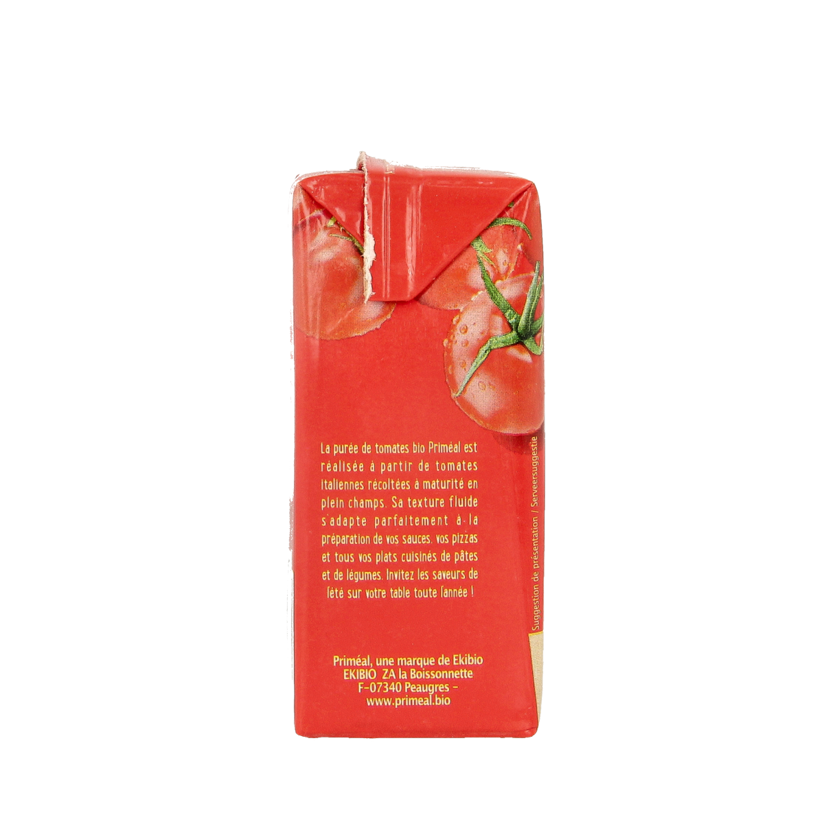 Primeal bio tomato passata in 200g jar, made from fresh, organic tomatoes, ideal for cooking and sauces.