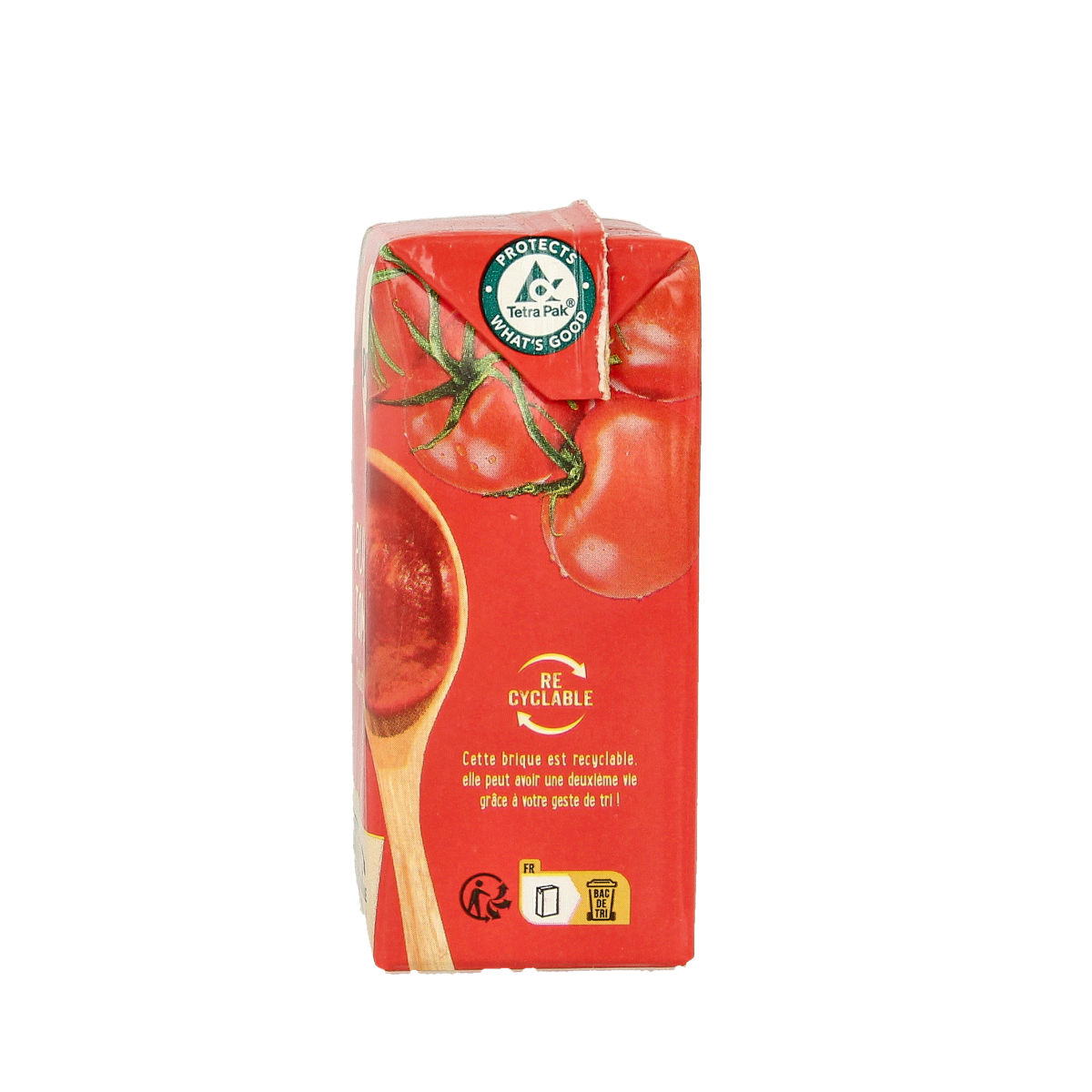 Primeal organic tomato passata in 200g jar, ideal for cooking with potatoes, vegetables, and fruits.