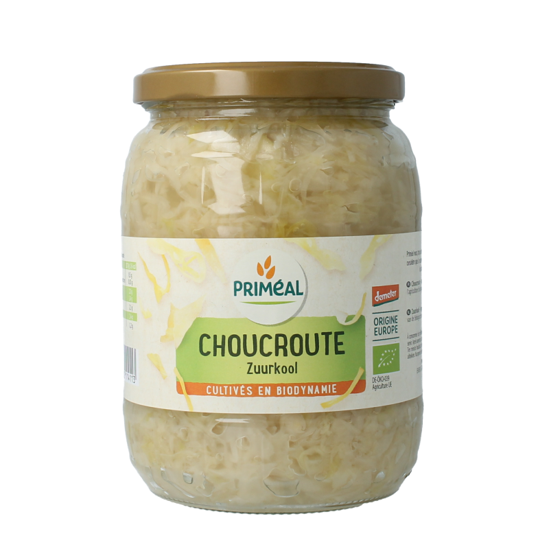 Primeal Demeter organic sauerkraut in 680g jar, showing fresh, fermented cabbage with vibrant appearance.