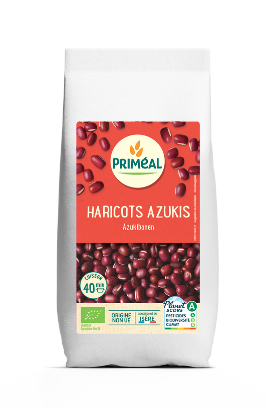 Organic Primeal Azuki beans in a 500g package, showing shiny red beans in a clear bag with label.