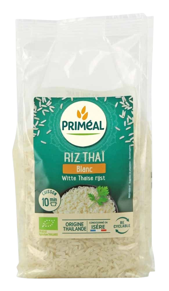 Primeal bio witte Thaise rijst in 500g verpakking, featuring uncooked long grain rice suitable for Asian dishes.