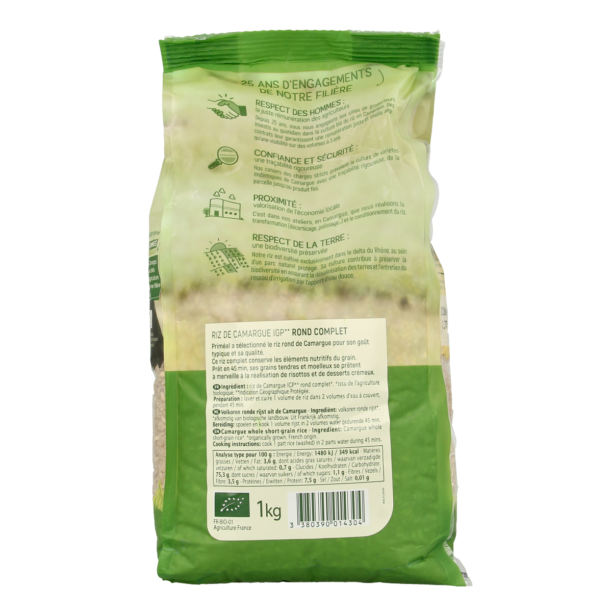 Primeal organic whole round Camargue rice in a 1kg package, showing fresh, uncooked rice grains.