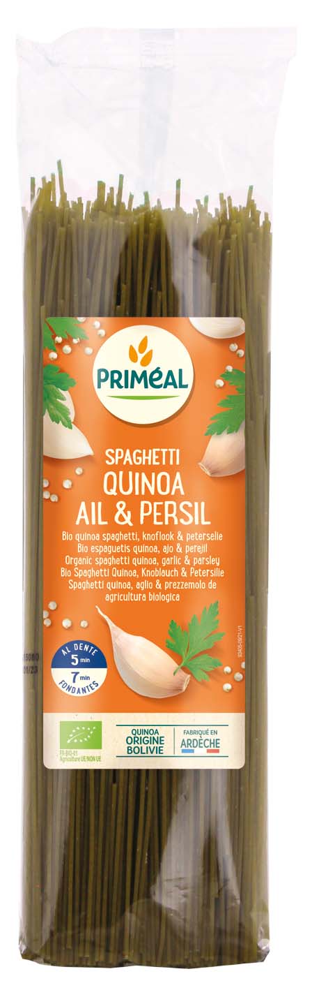 Primeal organic wheat quinoa spaghetti with garlic and parsley, 500g, in a clear package showing the pasta strands.