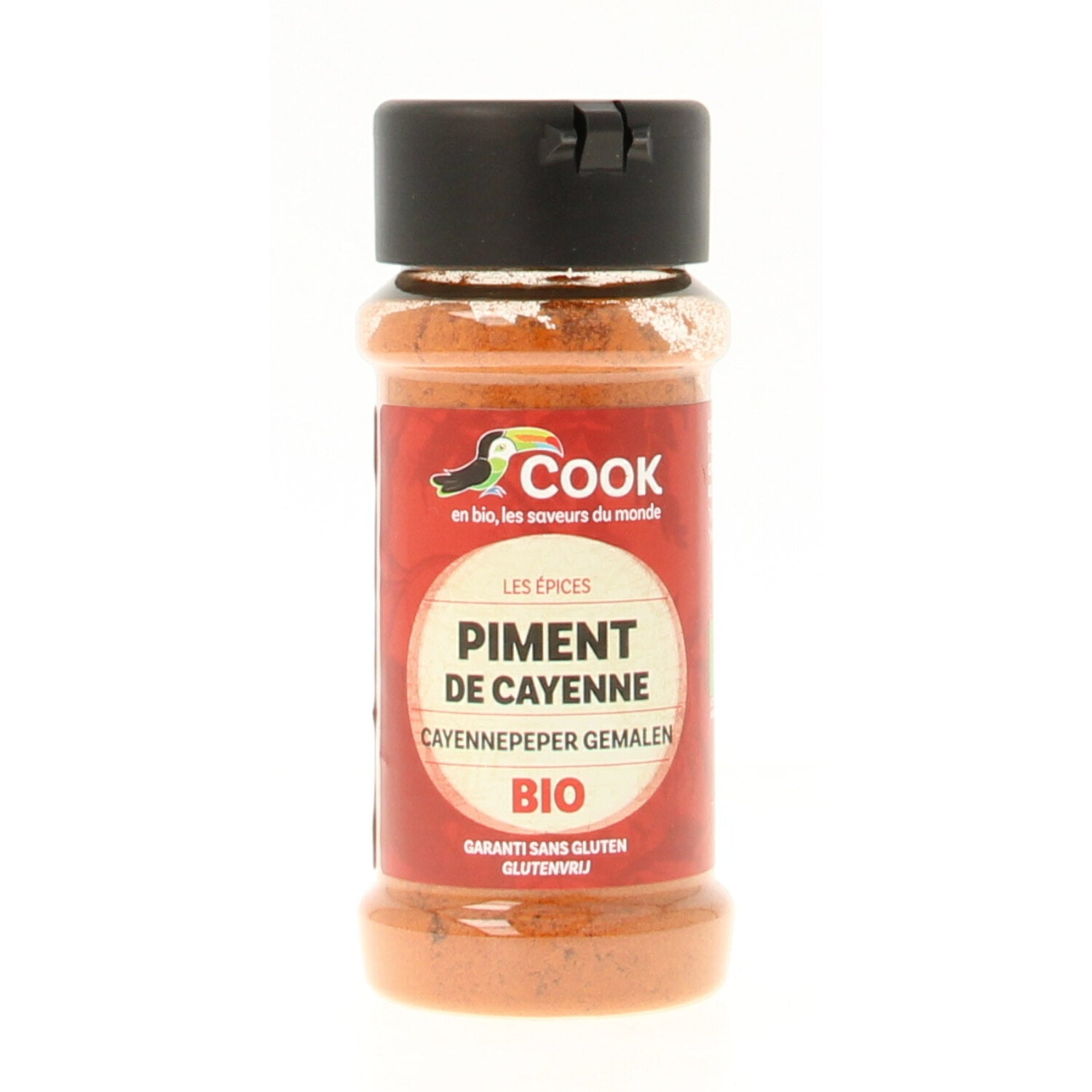 Cook organic ground cayenne pepper in a 40g jar, perfect for adding spicy flavor to dishes in the kruiden, zouten en maaltijdbmixen category.
