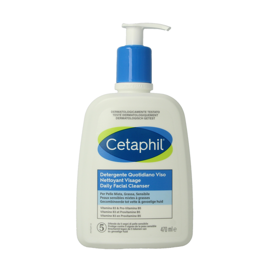 Cetaphil Daily facial cleanser in a 470ml bottle, gentle skincare product for clean and refreshed skin.