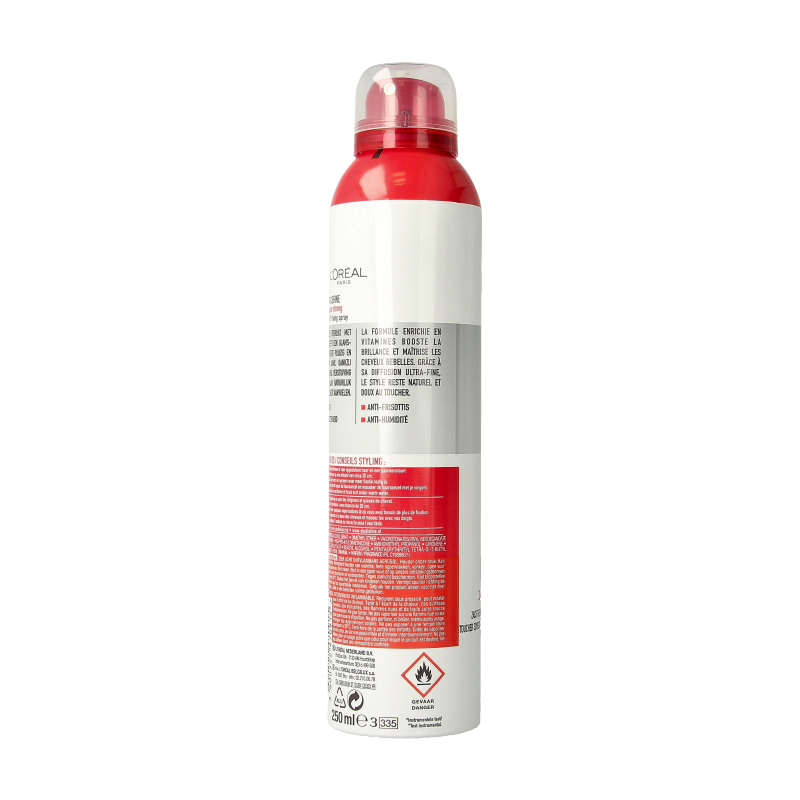 Studio Line fixing spray for hair styling, super strong hold in a 250ml spray bottle, ideal for long-lasting hair hold.