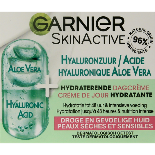 Garnier SkinActive hyaluronic acid and aloe vera facial cream in a 50ml jar, suitable for hydrating and soothing skin.