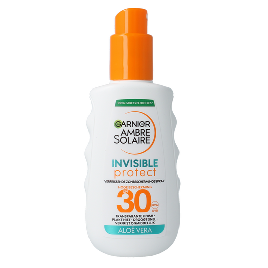 Ambre Solaire Invisible Protect SPF30 transparent spray sun protection bottle, 150ml, with clear spray nozzle.