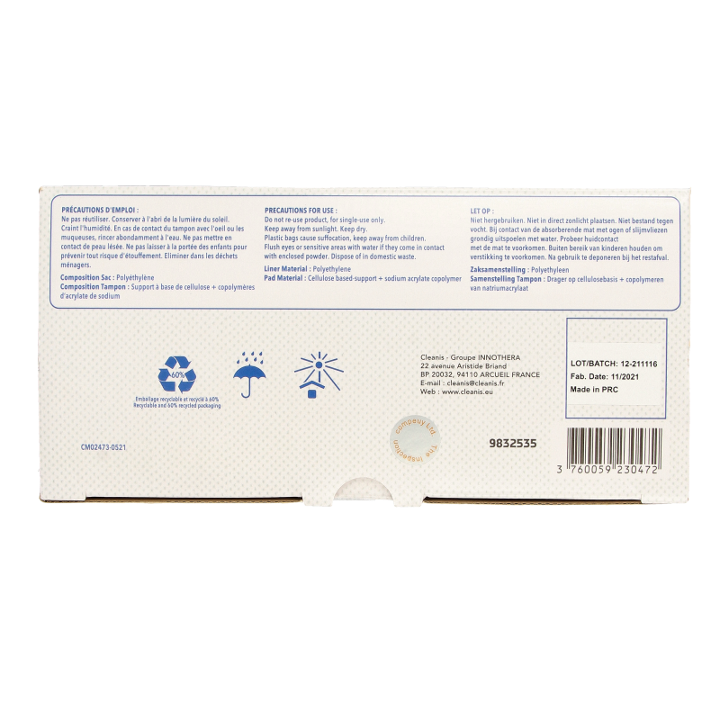 CareBag Meeneemtoilet navulzak set with 12 reusable travel accessories, compact and practical for on-the-go hygiene essentials.