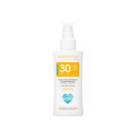 Alphanova Sun bio hypoallergenic SPF30 organic sun spray in 90g bottle, suitable for sensitive skin, with natural sun protection.