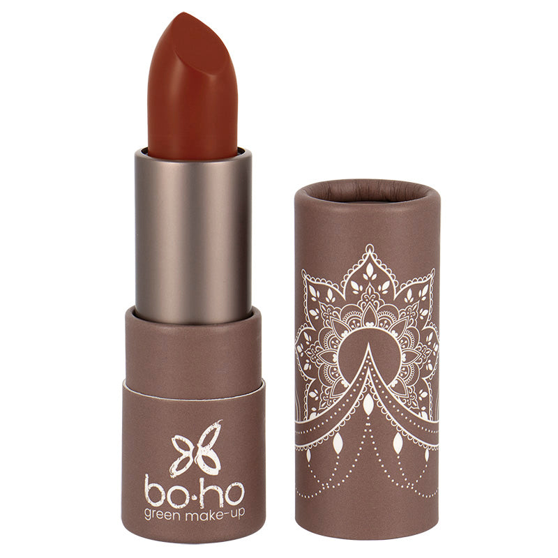 Boho Green Make-up concealer brick in shade 11, compact makeup product with natural green packaging, displayed on a white background.