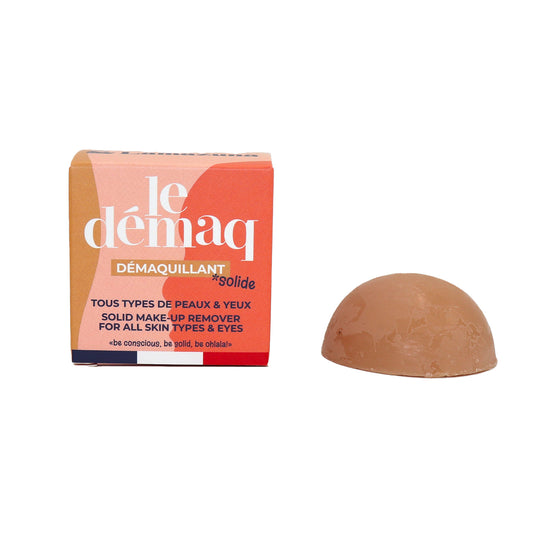 Lamazuna make-up remover in a 30g container, facial skincare product for gentle makeup removal, natural and eco-friendly.