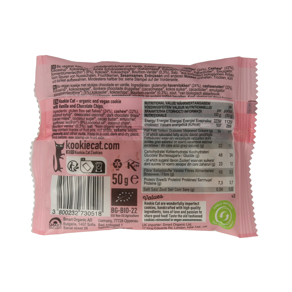 Kookie Cat vanilla chocolate chip bio koeken cookie with visible chocolate chips, 50g package, fresh baked appearance.