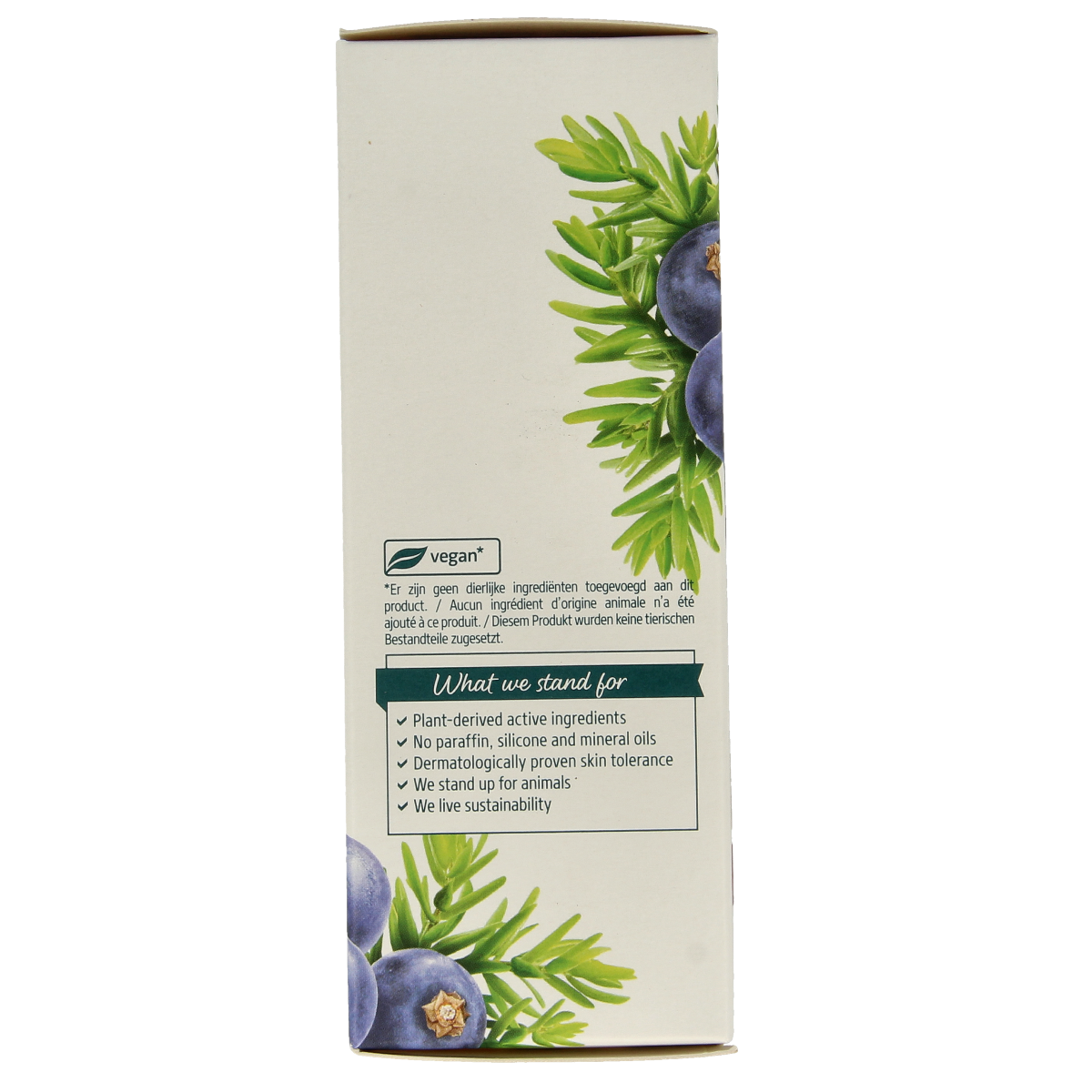Kneipp Muscle Soothing Bath Oil with juniper berries in a 100ml bottle, ideal for relaxing muscle baths and showers.
