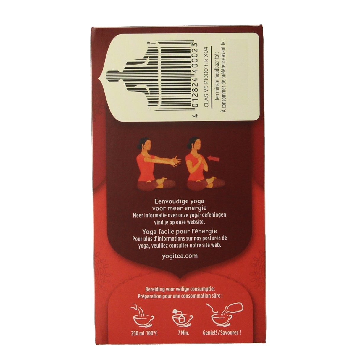 Yogi Tea Classic Chai organic tea box with 17 tea bags, featuring warm spiced chai flavor and natural ingredients.