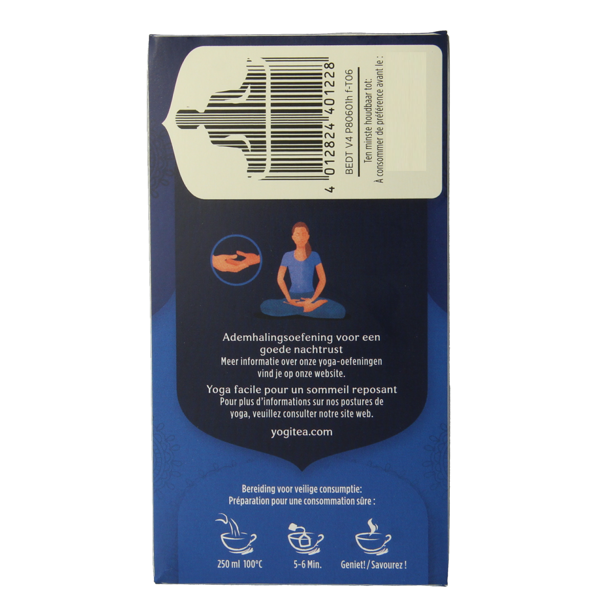 Yogi Tea Bedtime Bio with 17 tea bags, natural herbal tea blend for relaxation, in a colorful box with tea bags inside.