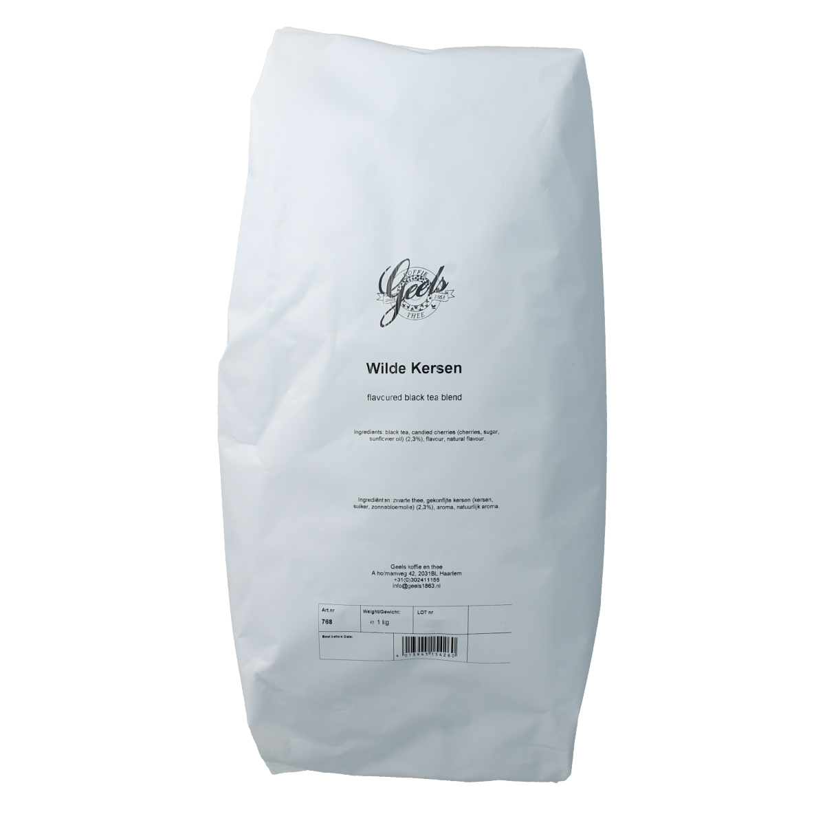 Geels Wilde Kersen Zwarte Thee in 1kg package, showing fresh black tea with cherry flavor, brand label visible.