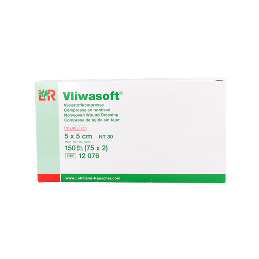 Vliwasoft Vlieskompres 5x5cm, 4-laags, sterile gauze compresses, pack of 150 for wound care.