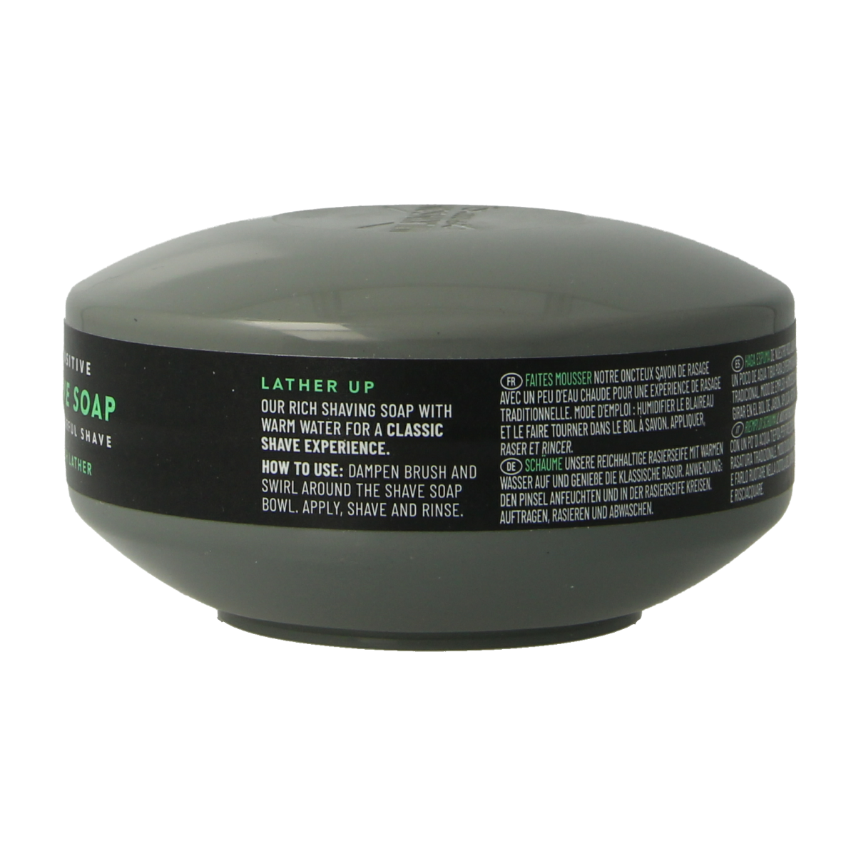 Wilkinson shaving bowl 125g, a classic ceramic scheerinstrumenten with a smooth, rounded design for shaving soap.