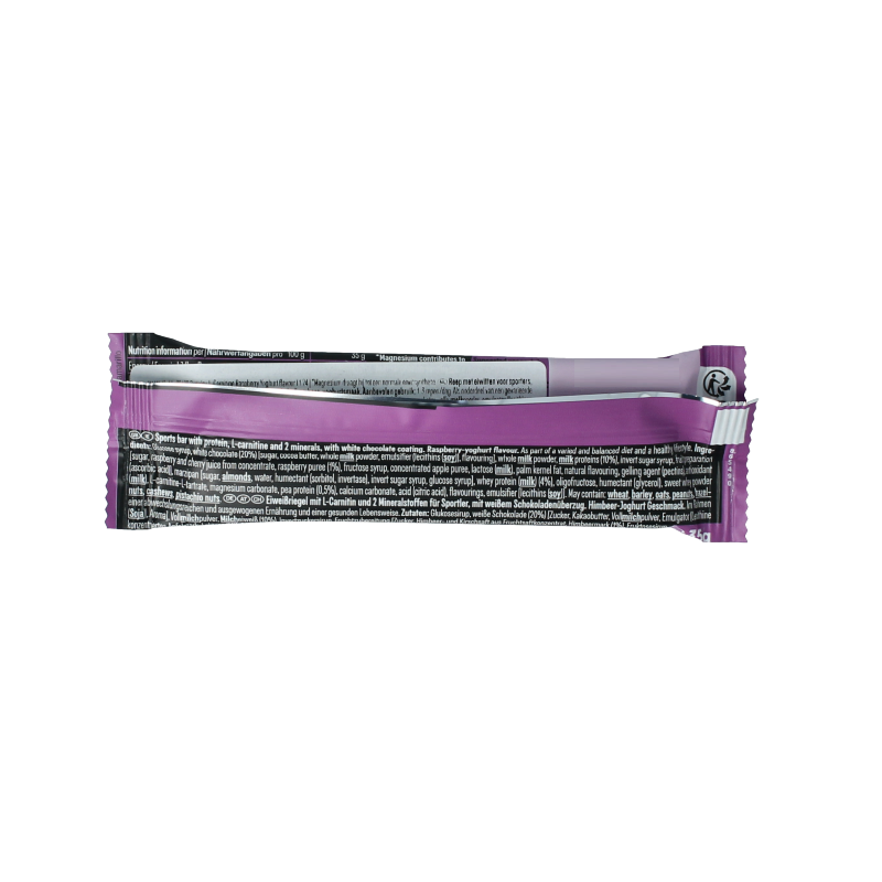 Powerbar Protein+ L-carnitine raspberry yogurt snack bar, 35g, with raspberry flavor and creamy yogurt coating.