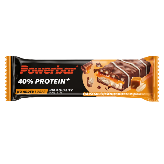 Powerbar Protein+ crispy caramel and peanut energy bar, 40 grams, ideal sportvoeding snack with protein and crunchy texture.