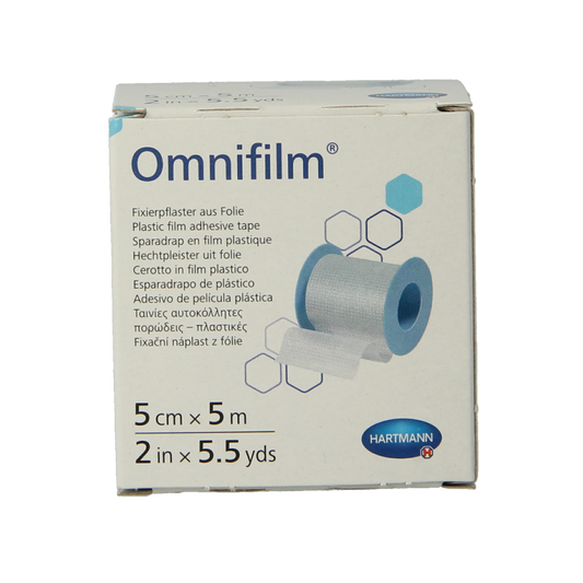 Hartmann Omnifilm fixatiepleister folie 5m x 5cm, sterile medical tape for secure wound fixation, shown on a sterile surface.