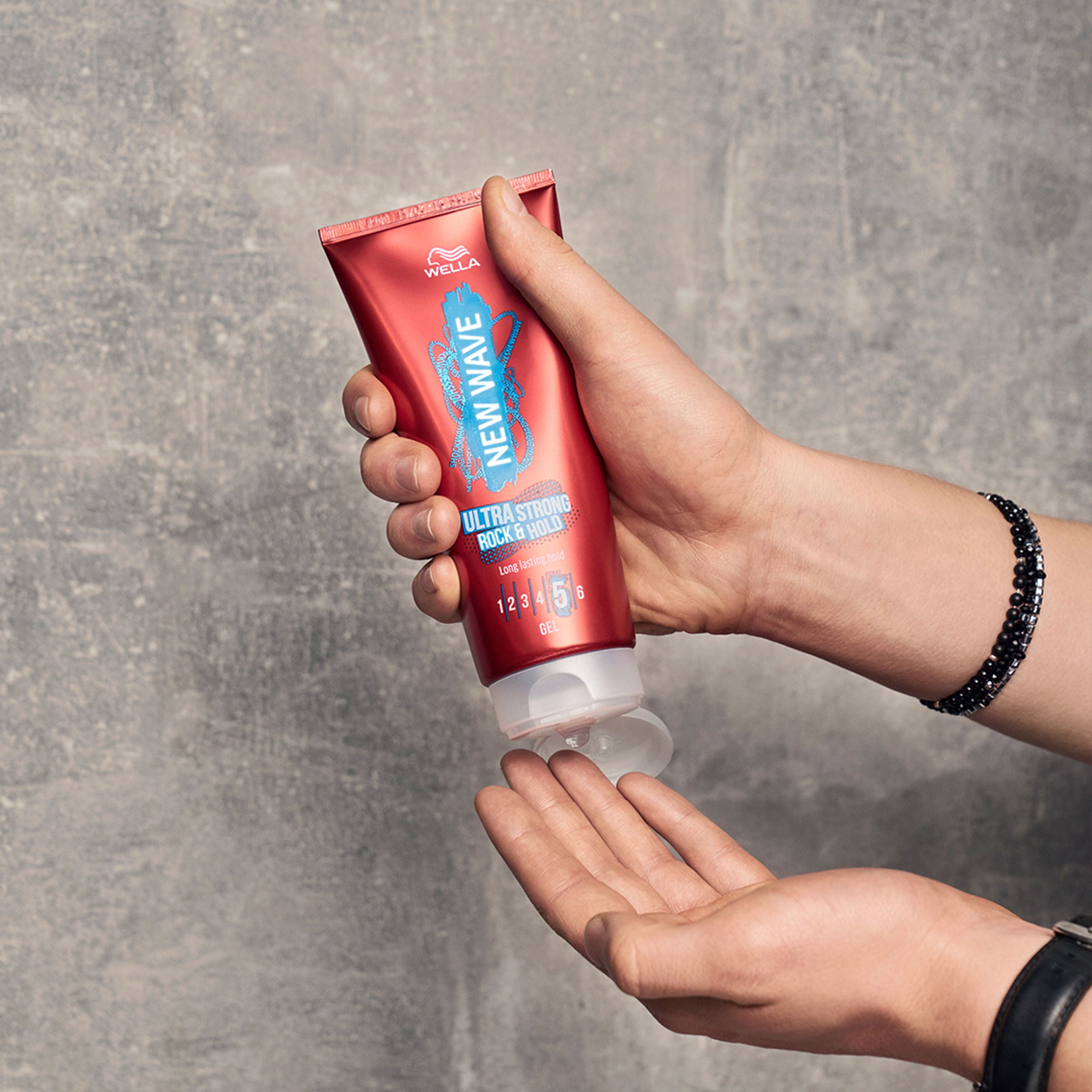 Wella Ultra Strong Rock & Hold Haarstyling Gel 200ml jar with black lid and transparent container showing gel inside.