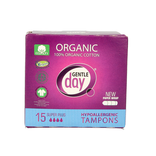 Gentle Day Super Plus tampons, pack of 15, for women, with applicator and smooth white absorbent material.
